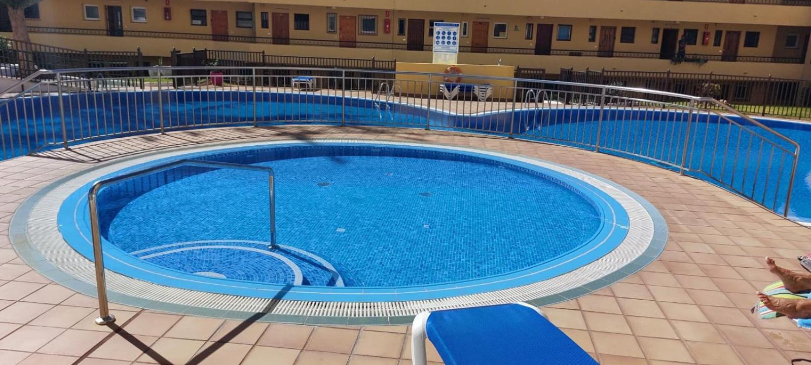 Firstline Apartment Los Cristianos Arona  Eksteriør billede