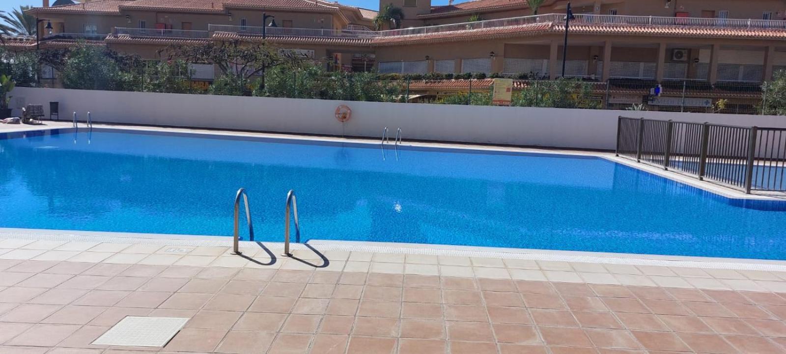 Firstline Apartment Los Cristianos Arona  Eksteriør billede